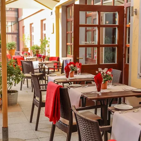Hotel Laurentius Boutique-hotel & Restaurant Weikersheim