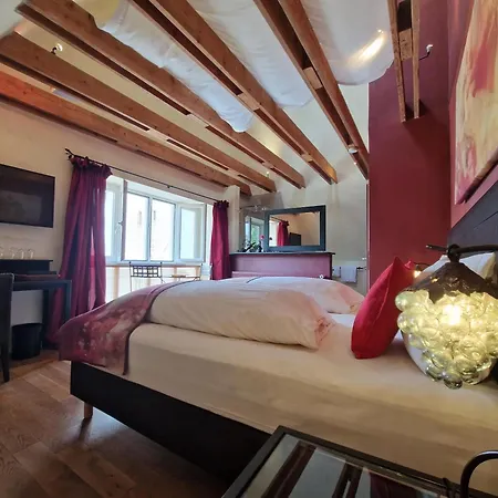 Hotel Laurentius Boutique-hotel & Restaurant Weikersheim
